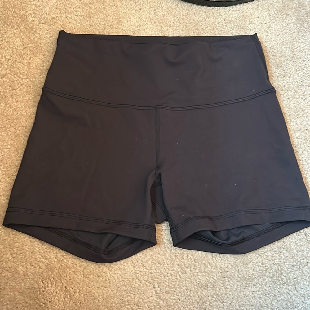 lululemon Wundertrain Shorts